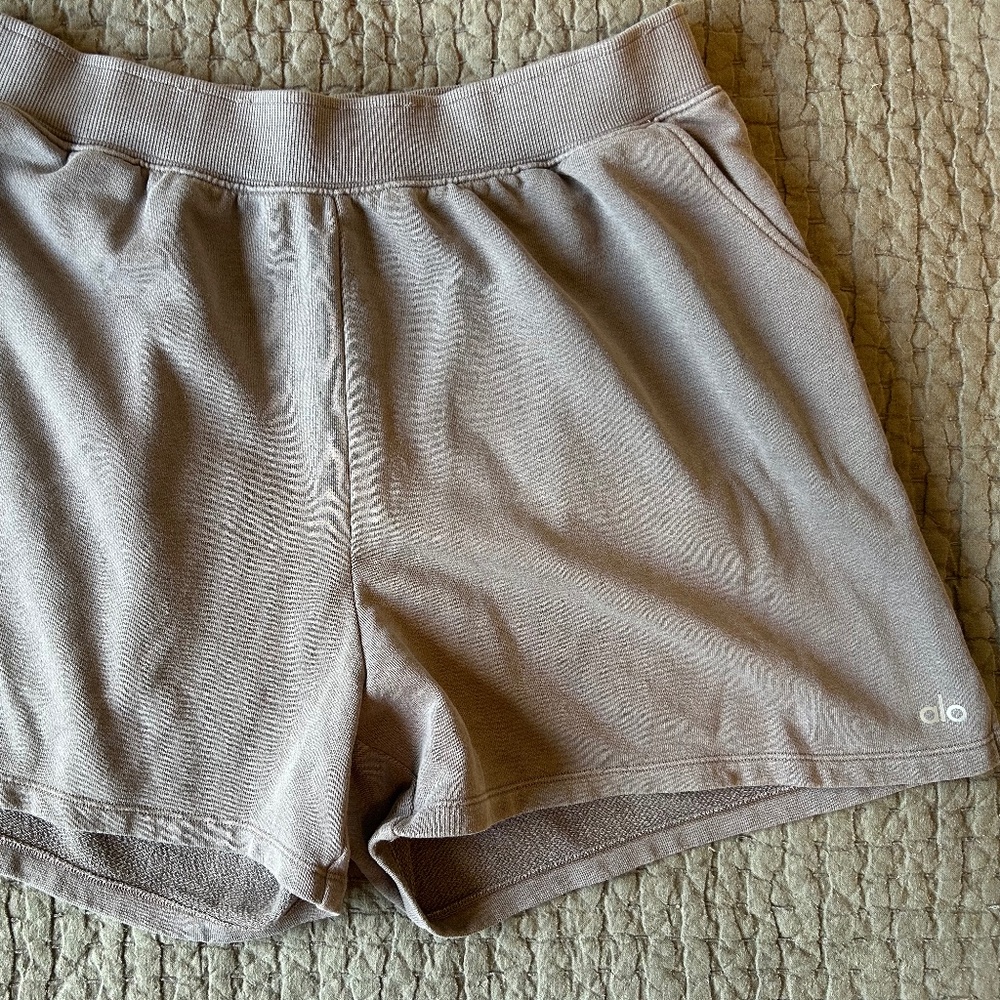 EUC alo short in Lunar Gray